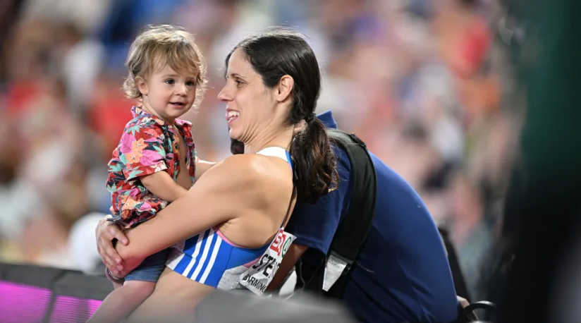 katerina_stefanidi_-_paidi.png